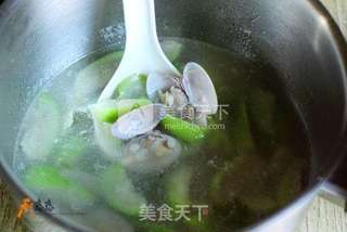 蛤蜊丝瓜汤的做法步骤:7