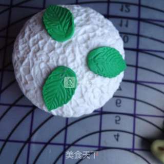 翻糖纸杯蛋糕的做法步骤：10