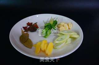 萝卜煨牛腩的做法步骤:5