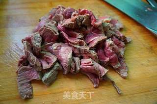 萝卜煨牛腩的做法步骤:3