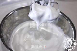 蔓越莓乳酪戚风的做法步骤:8
