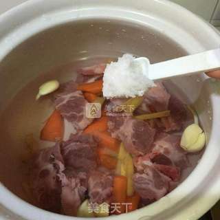 萝卜排骨汤的做法步骤:3