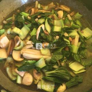青菜炒年糕的做法步骤:9