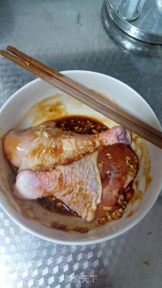 奥尔良风味烤鸡腿的做法步骤:4