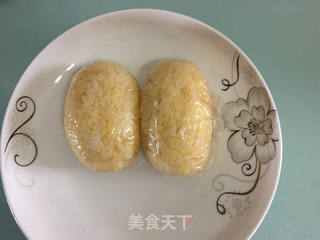 小黄人饭团的做法步骤:7