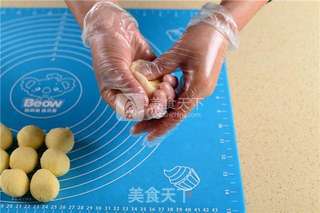 酥到骨子里头——椰蓉开口酥的做法步骤:12