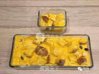 自创甜品——南瓜牛奶面包布丁的做法步骤:8