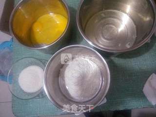 ACA ATO-TM33HT烤仆小智电子式烤箱试用之三：原味戚风蛋糕。的做法步骤：1