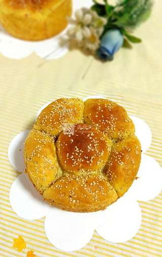 南瓜豆沙花朵包的做法步骤:6