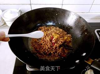 秘制卤肉末的做法步骤:11