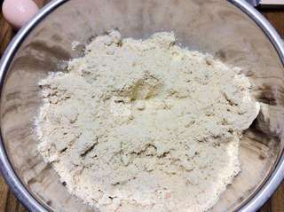 蓝莓果干杂粮司康(酵母版)的做法步骤:2