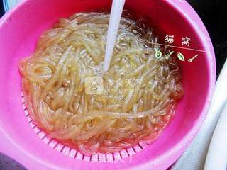 酸辣粉的做法步骤:4