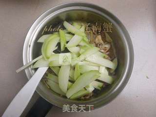 佛手瓜小炒肉的做法步骤:7