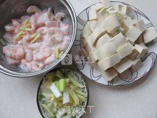 虾仁豆腐的做法步骤：4