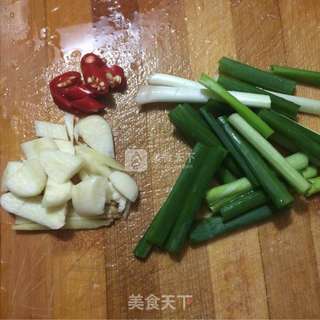 肉片茶树菇的做法步骤:2