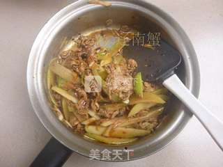 佛手瓜小炒肉的做法步骤:8