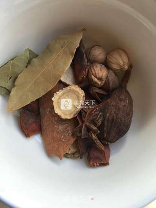 麻辣串串锅的做法步骤:5