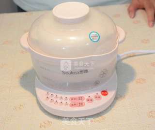 银耳莲子羹的做法步骤:28