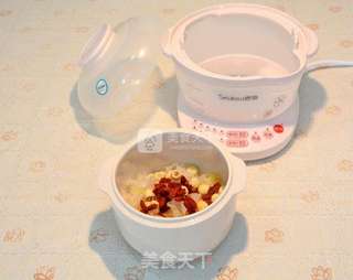 银耳莲子羹的做法步骤:16