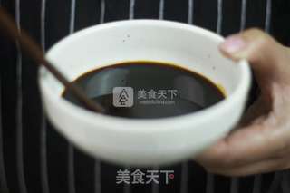 红烧肉一厨作铸铁锅版的做法步骤:3