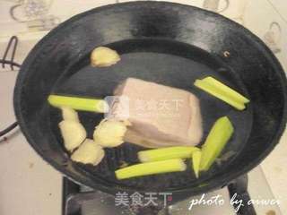 酸菜白肉的做法步骤:4