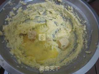 腐乳火腿香葱曲奇的做法步骤:4
