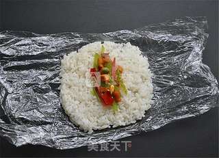 带馅儿的趣味饭团的做法步骤:4