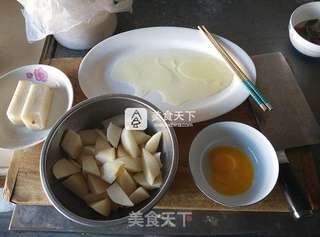 拔丝雪梨的做法步骤:2