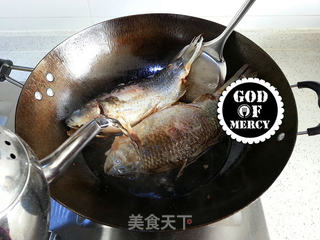 中国人餐桌的国民月子餐=备战二胎的鲫鱼豆腐汤的做法步骤:7