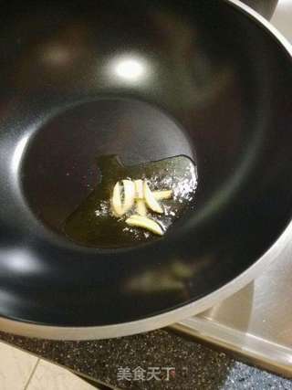 老干妈炒饭的做法步骤:4