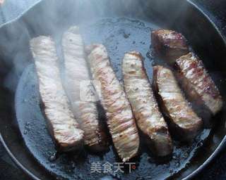 香煎牛排面包片的做法步骤:12