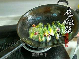 黄鸭叫鱼籽火锅的做法步骤:4