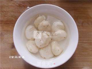 鸡骨草茅根马蹄饮的做法步骤:4