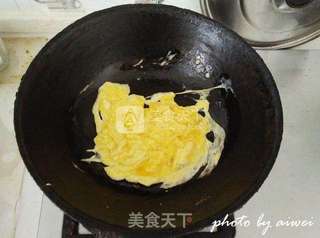 胡萝卜鸡蛋炒青蒜的做法步骤:4