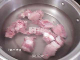 鸡骨草茅根马蹄饮的做法步骤:2