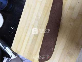 巧克力双色馒头的做法步骤:7