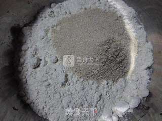香辣肉丝莜面饼的做法步骤：1