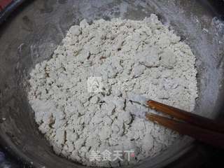 香辣肉丝莜面饼的做法步骤:2