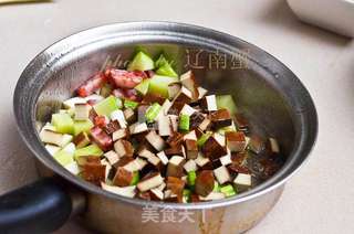 香菇酱炒香干的做法步骤:5