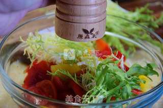 看看就是一种满足感【牛油果沙拉】的做法步骤:4