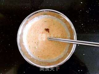 胡萝卜虾皮鸡蛋饼的做法步骤：5