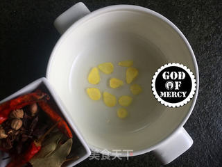 舌尖上造一场江湖梦=火锅的另类吃法牛腩萝卜锅的做法步骤:7