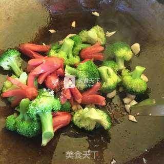 肠仔西兰花的做法步骤:8