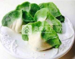 翡翠白菜饺子的做法步骤:8