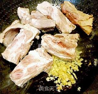 香菇排骨粥的做法步骤:4