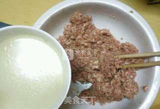 鸡汁小笼包的做法步骤:2