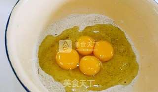 蓝莓抹茶千层蛋糕by:普蓝高科蓝莓美食特约撰稿人的做法步骤:3