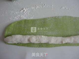 菠菜火龙果汁双色饺子的做法步骤:3