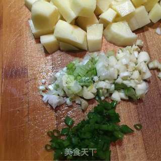 排骨土豆焖饭的做法步骤:2