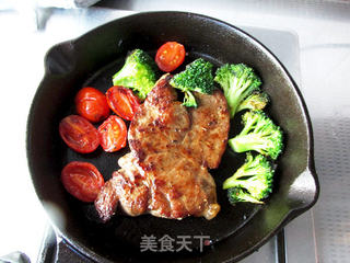 煎黑椒牛排的做法步骤:10